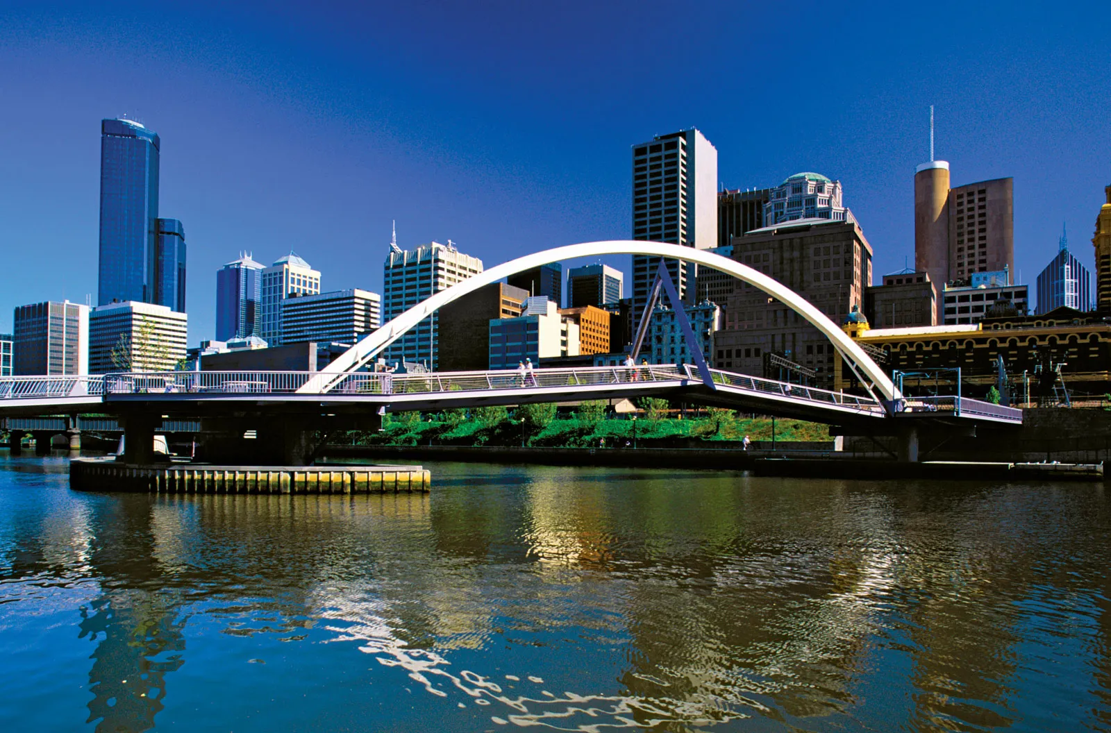 Dịch vụ chuyển nhà từ Hải Phòng đi Melbourne